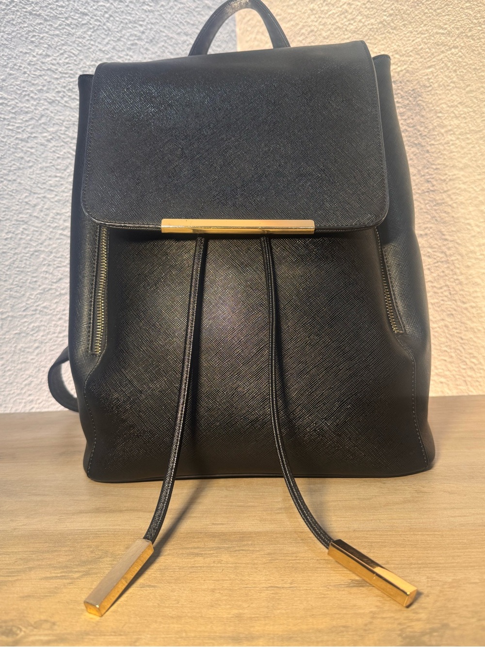 COOFIT Black Saffiano Vegan Leather Backpack Gold Hardware EUC